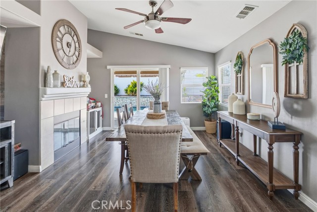 Detail Gallery Image 13 of 39 For 10943 Hillsborough, Adelanto,  CA 92301 - 4 Beds | 2 Baths