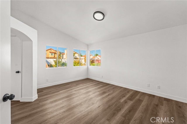 Detail Gallery Image 20 of 41 For 179 S Massachusetts, Lake Elsinore,  CA 92530 - 4 Beds | 3 Baths