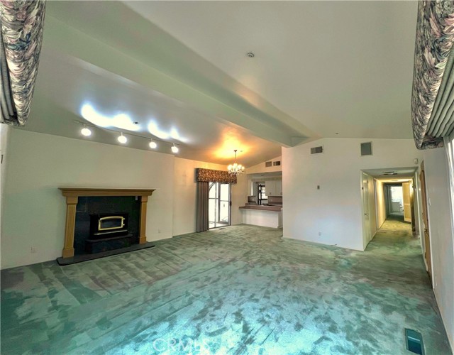 13209 Harding Street photo 4