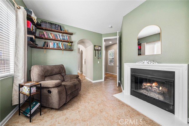 Detail Gallery Image 11 of 38 For 31923 Corte De Pinos, Winchester,  CA 92596 - 4 Beds | 3/1 Baths