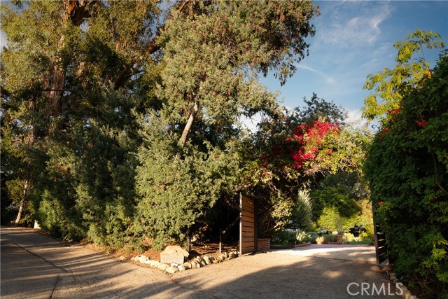 Detail Gallery Image 36 of 37 For 21149 Entrada Rd, Topanga,  CA 90290 - 6 Beds | 3/2 Baths