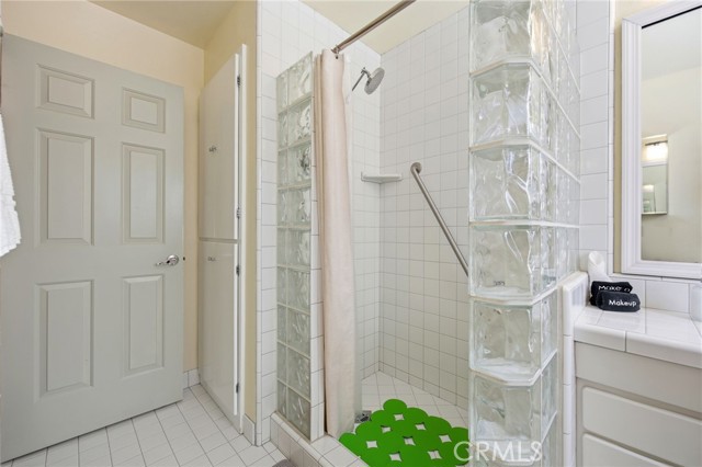 528 Brentwood, Lake Arrowhead CA: https://media.crmls.org/medias/9952529f-2dde-4f29-8b9e-6b47de7a154e.jpg