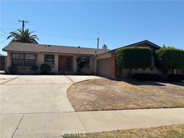 134 W Laxford Street, Glendora CA: https://media.crmls.org/medias/99533695-bbec-4138-bbb5-1f8cfae44445.jpg
