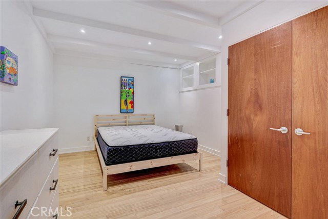 3205 Bayview Drive, Manhattan Beach, California 90266, 5 Bedrooms Bedrooms, ,5 BathroomsBathrooms,Residential,For Sale,Bayview,SB26067701