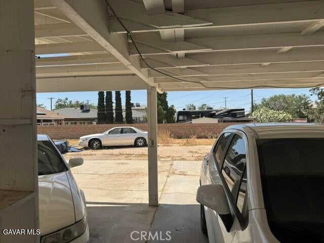 https://media.crmls.org/medias/9953d802-9344-47cf-90f4-46e3974f450d.jpg?preset=X-Large