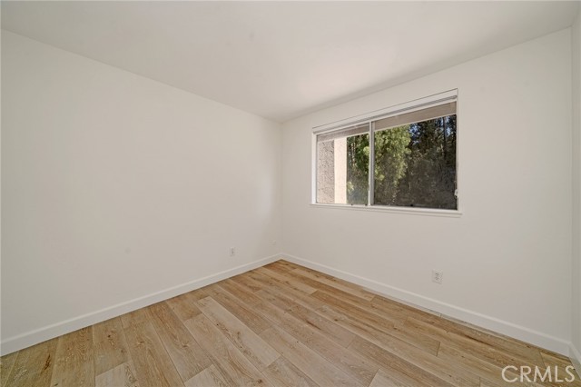 Detail Gallery Image 17 of 33 For 2440 Applewood, Fullerton,  CA 92833 - 3 Beds | 2/1 Baths