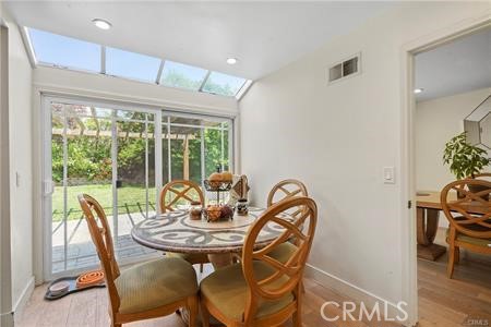 Detail Gallery Image 16 of 29 For 19849 Crystal Ridge Ln, Porter Ranch,  CA 91326 - 3 Beds | 2 Baths