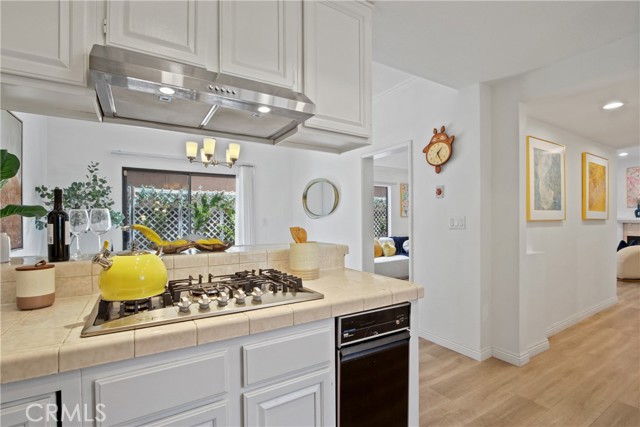 Detail Gallery Image 12 of 25 For 618 Fairview Ave #112,  Arcadia,  CA 91007 - 2 Beds | 2/1 Baths