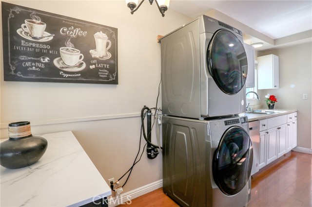 Detail Gallery Image 9 of 36 For 1997 12th, La Verne,  CA 91750 - 4 Beds | 2 Baths