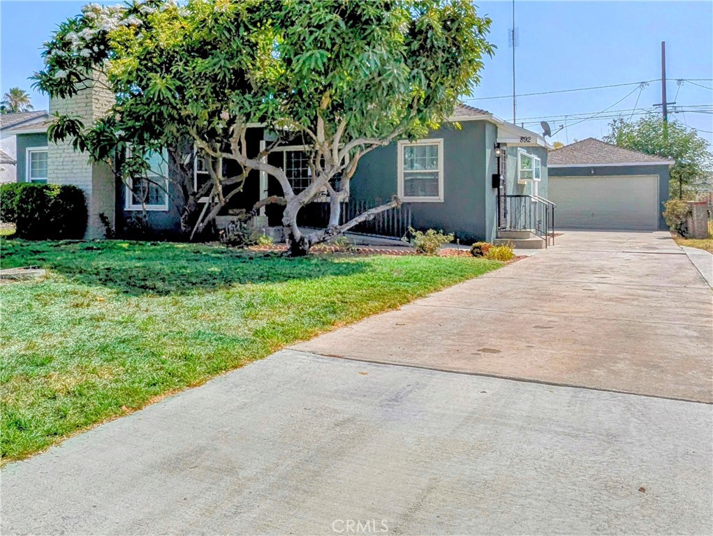 https://media.crmls.org/medias/995625f4-6105-414a-8903-d4fec75790f8.jpg?preset=X-Large