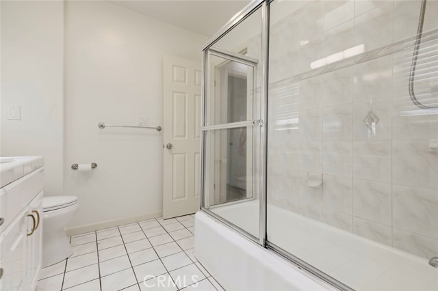 Detail Gallery Image 22 of 27 For 5709 Beck Ave, North Hollywood,  CA 91601 - 2 Beds | 2 Baths