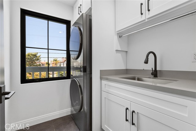 535 N Sierra Bonita Avenue, Los Angeles CA: https://media.crmls.org/medias/9956a2b2-62ad-409d-8002-b9d346f9de15.jpg