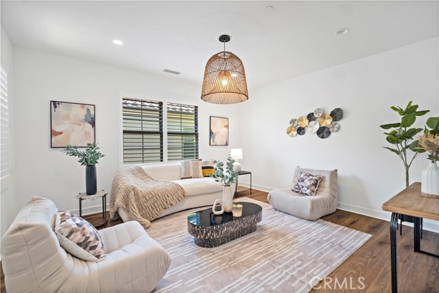 79 Rossmore, Irvine CA: https://media.crmls.org/medias/99570ac0-0731-45b9-aae1-cc8b22c9d980.jpg