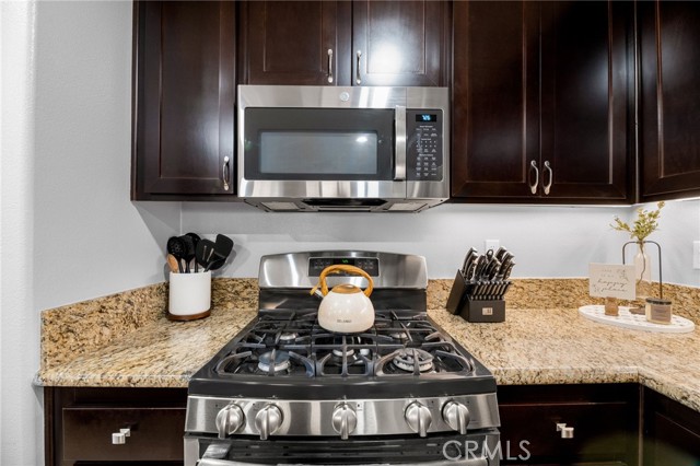 Detail Gallery Image 9 of 37 For 34212 Kalanchoe Rd, Lake Elsinore,  CA 92532 - 3 Beds | 2 Baths