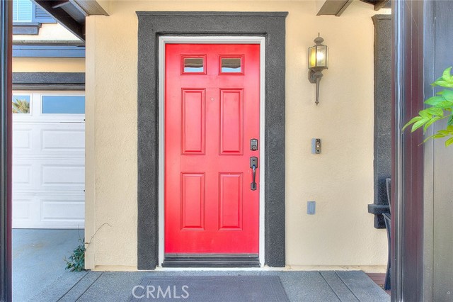 Detail Gallery Image 4 of 45 For 8043 Jamestown, Fontana,  CA 92336 - 3 Beds | 2/1 Baths