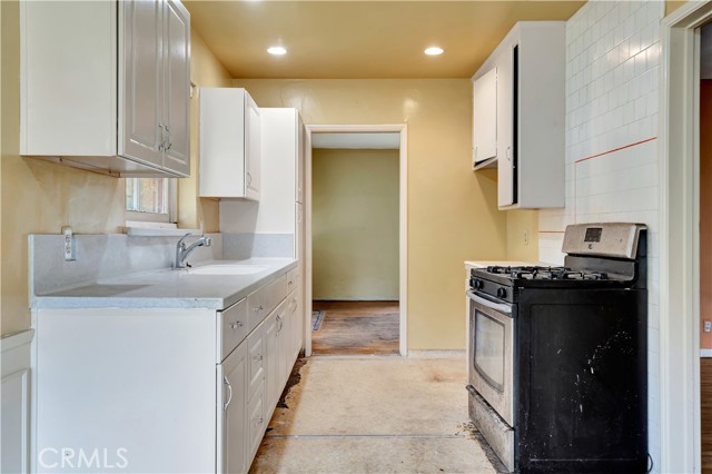 Detail Gallery Image 13 of 26 For 501 S Lake St, Burbank,  CA 91502 - 2 Beds | 1 Baths