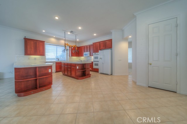 42133 Wagon Wheel Lane, Murrieta CA: https://media.crmls.org/medias/99588b25-6ae2-4e8d-b55b-be145b537eed.jpg