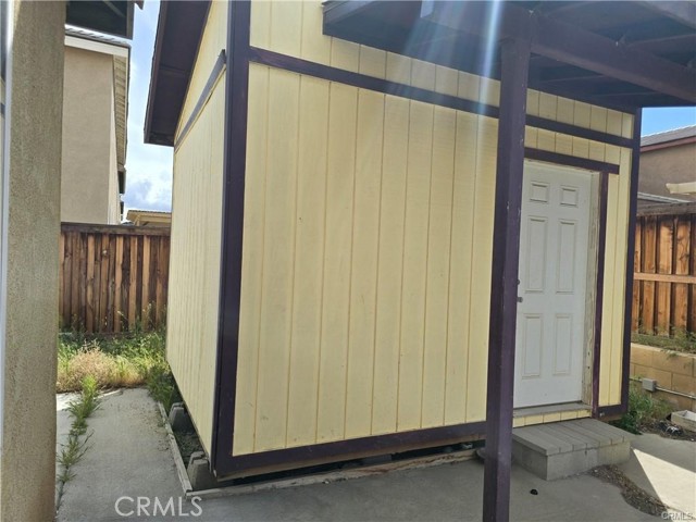 Detail Gallery Image 4 of 4 For 13792 Mesa Linda, Victorville,  CA 92392 - 4 Beds | 3 Baths