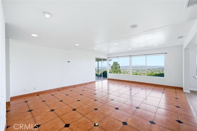 Detail Gallery Image 18 of 28 For 3284 Montellano Ave, Hacienda Heights,  CA 91745 - 5 Beds | 3 Baths