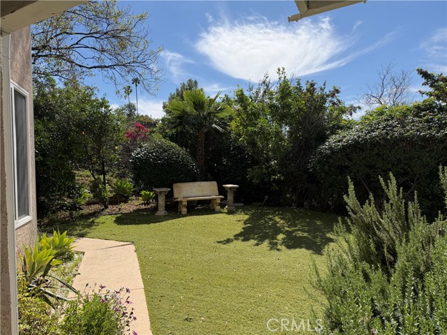 Detail Gallery Image 23 of 27 For 20838 Exhibit Ct, Woodland Hills,  CA 91367 - 4 Beds | 4 Baths