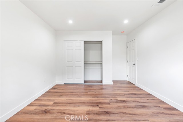 215 E Sierra Madre Avenue, Azusa CA: https://media.crmls.org/medias/995e2f73-71d3-4f2e-bd50-ce02ba1f820b.jpg