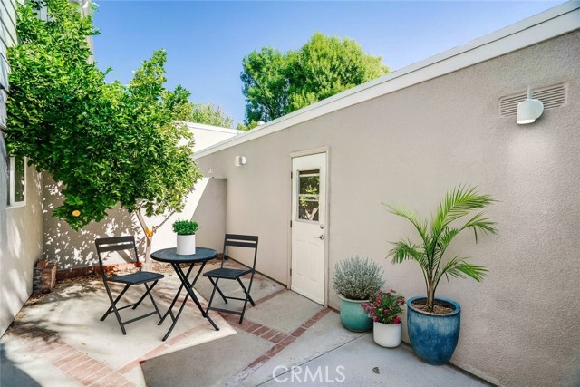 Detail Gallery Image 23 of 27 For 10220 Zelzah Ave #3,  Northridge,  CA 91325 - 2 Beds | 2/1 Baths