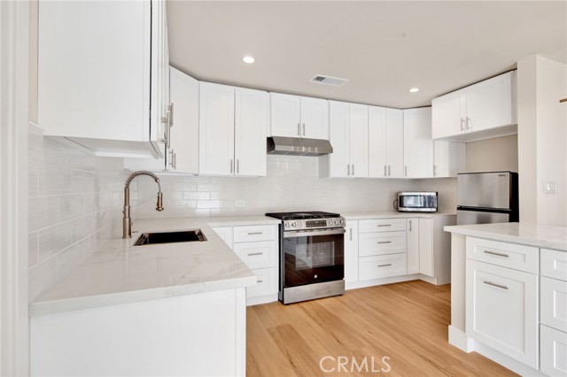 Detail Gallery Image 8 of 43 For 1026 W Avenue J7, Lancaster,  CA 93534 - 4 Beds | 2 Baths