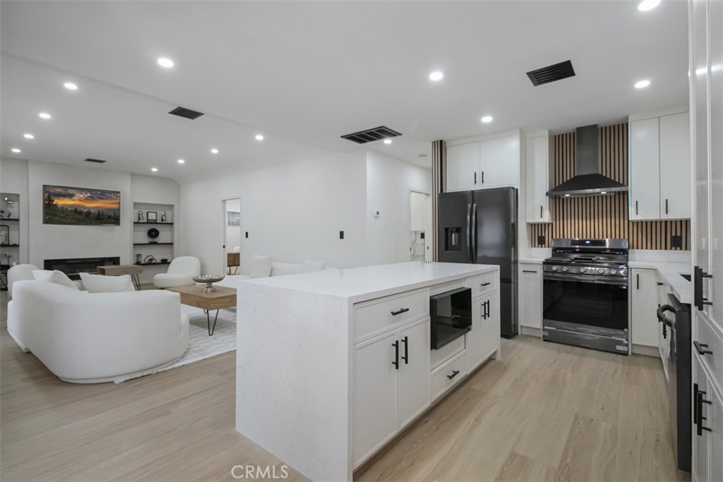 MLS #SR25263250 image #9