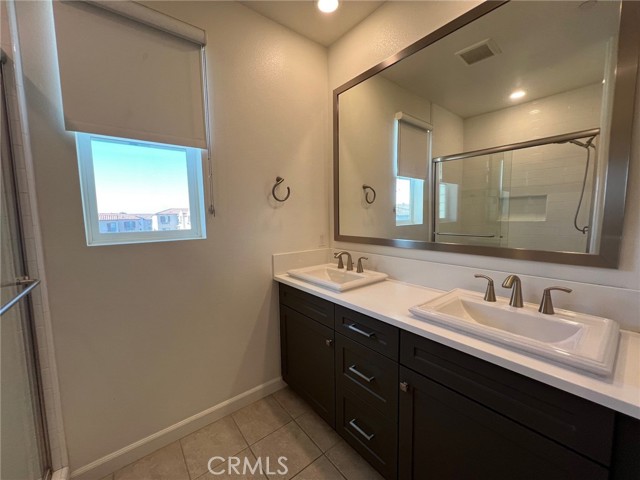 Detail Gallery Image 10 of 18 For 4313 Canyon Coral, Yorba Linda,  CA 92886 - 3 Beds | 2/1 Baths