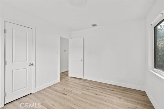 Detail Gallery Image 16 of 33 For 7952 White Oak Ave, Northridge,  CA 91325 - 2 Beds | 1 Baths