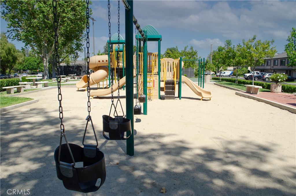 https://media.crmls.org/medias/99629624-f39a-4527-800c-2390967acb05.jpg?preset=X-Large