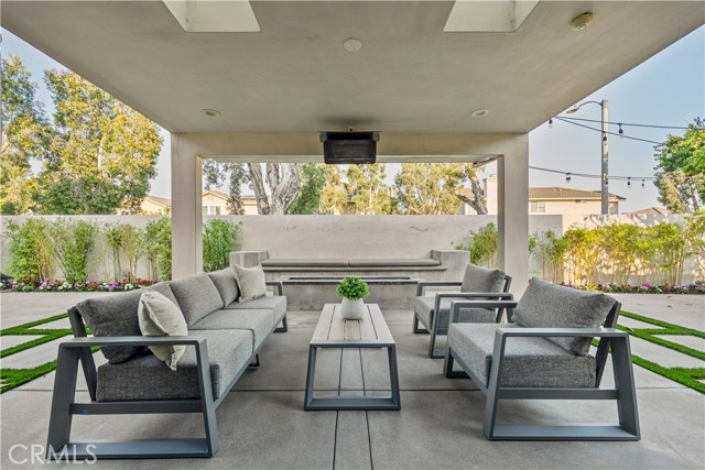 Image 36 of 47 For 4802 Corsica Drive