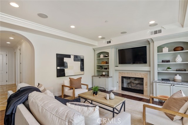 2303 Gates Avenue, Redondo Beach, California 90278, 5 Bedrooms Bedrooms, ,4 BathroomsBathrooms,Residential,Sold,Gates,SB23078432