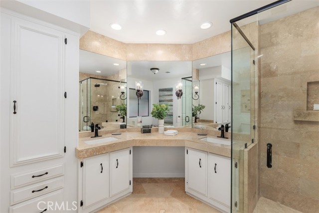 Detail Gallery Image 16 of 45 For 1457 Salem Ct, Oceanside,  CA 92057 - 2 Beds | 2 Baths