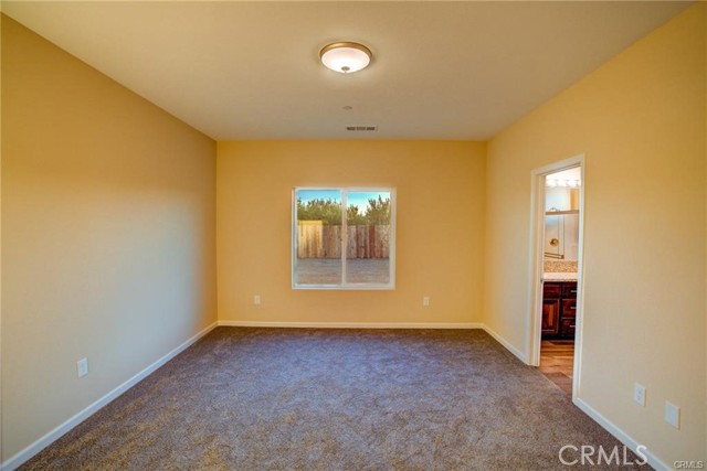 Detail Gallery Image 6 of 10 For 367 Oleander Dr, Chowchilla,  CA 93610 - 4 Beds | 2 Baths