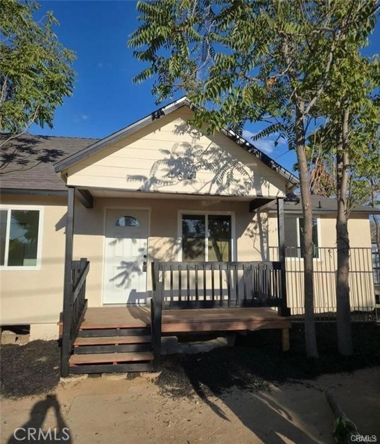 Detail Gallery Image 4 of 15 For 434 Highland, Riverside,  CA 92507 - 3 Beds | 1 Baths