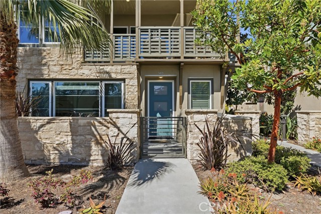 Front Image Thumbnail for CROC26056643