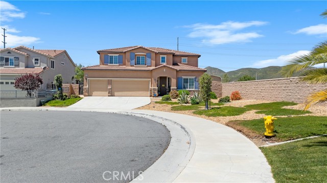 Detail Gallery Image 8 of 40 For 28757 Park Trail Way, Menifee,  CA 92584 - 5 Beds | 3 Baths