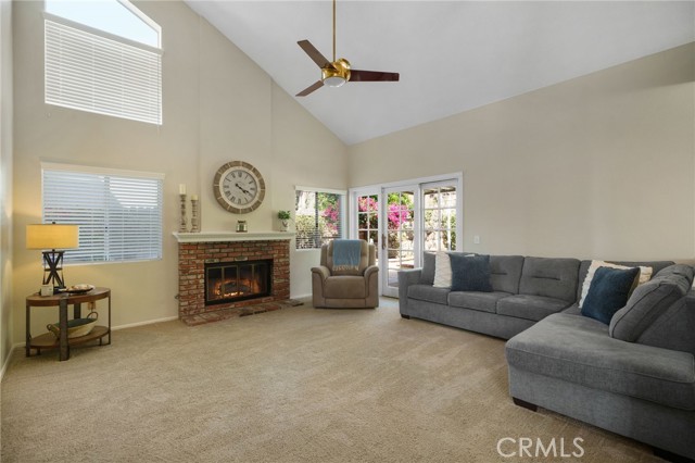 Detail Gallery Image 11 of 43 For 7710 Whitney Dr, Jurupa Valley,  CA 92509 - 4 Beds | 2/1 Baths