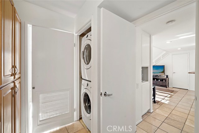 25761 Le Parc, Lake Forest CA: https://media.crmls.org/medias/9967bf59-feaa-4e42-ba06-b403b3f80a3d.jpg