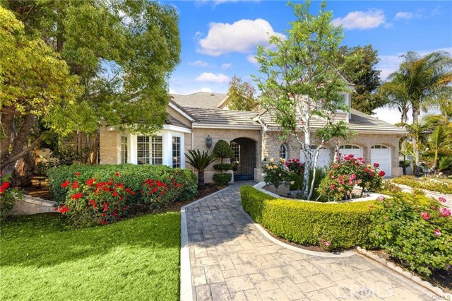 Detail Gallery Image 5 of 73 For 779 Coral Tree, Upland,  CA 91784 - 6 Beds | 5/2 Baths