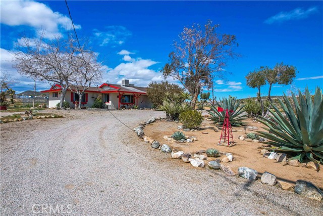 Image 3 for 4816 Terry Ln, Yucca Valley, CA 92284