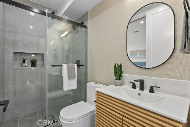 201 S Westlake Ave Unit #203, Los Angeles CA: https://media.crmls.org/medias/99686e21-1e41-404b-b852-331b747dd8c6.jpg