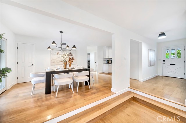 20742 Lull Street, Winnetka CA: https://media.crmls.org/medias/9968e623-fa42-4ce3-8384-dd0f3e1e0ef4.jpg