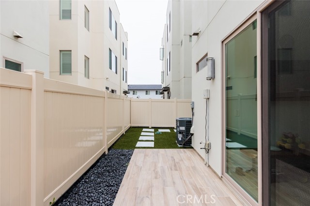15 Ebb Tide Circle, Newport Beach CA: https://media.crmls.org/medias/996987e6-5457-4172-81a7-c16dff5d7382.jpg