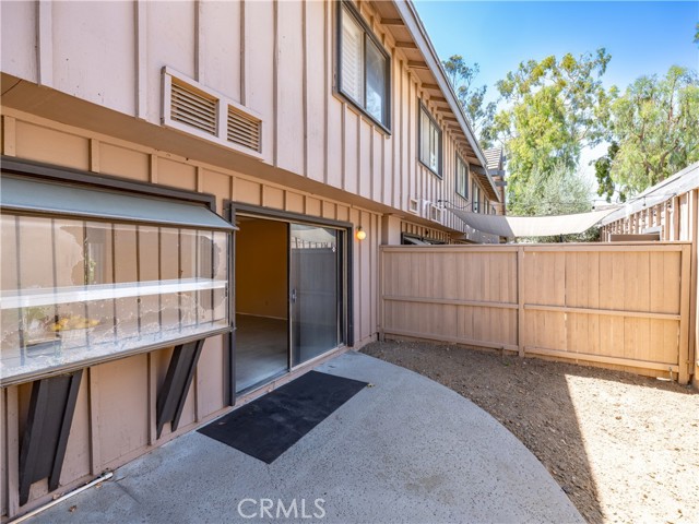 Detail Gallery Image 13 of 24 For 9757 Reseda Bld #71,  Northridge,  CA 91324 - 2 Beds | 3 Baths