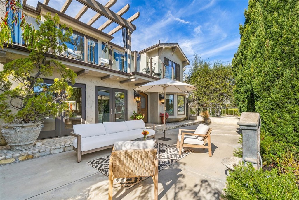 394 Poplar
