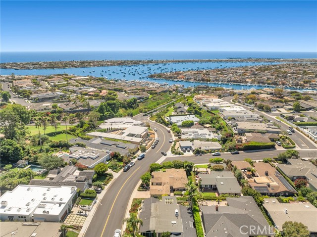 Detail Gallery Image 28 of 31 For 707 Malabar Dr, Corona Del Mar,  CA 92625 - 3 Beds | 2 Baths