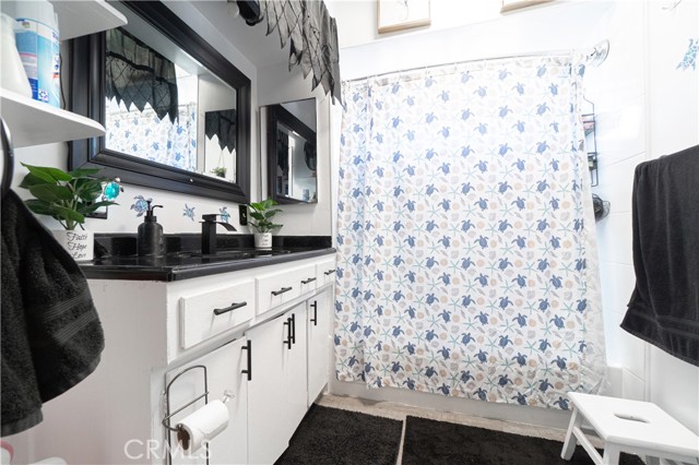 Detail Gallery Image 19 of 56 For 340 W 62nd St, Los Angeles,  CA 90003 - – Beds | – Baths