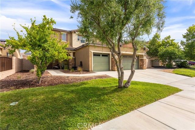 29238 Woodbridge Street, Lake Elsinore CA: https://media.crmls.org/medias/996be75b-dfea-41ee-9924-601072c9eca4.jpg